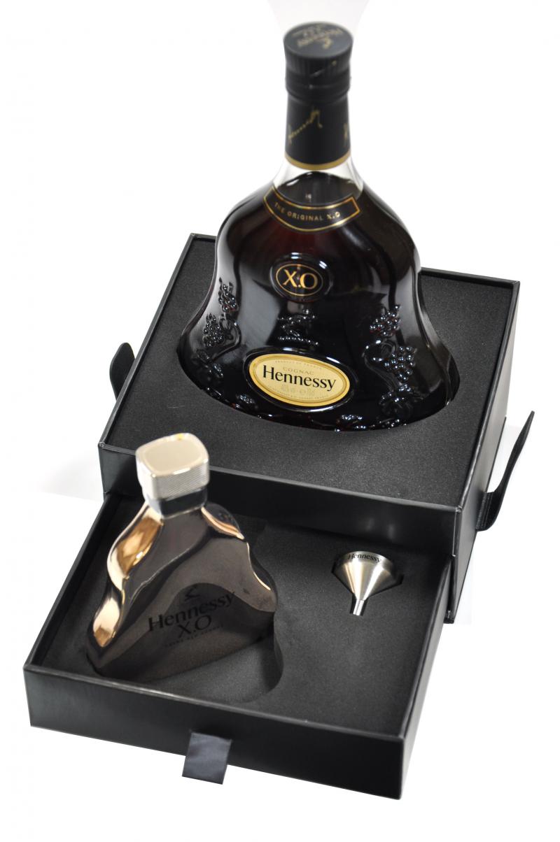 Hennessy XO Cognac & Hip Flask