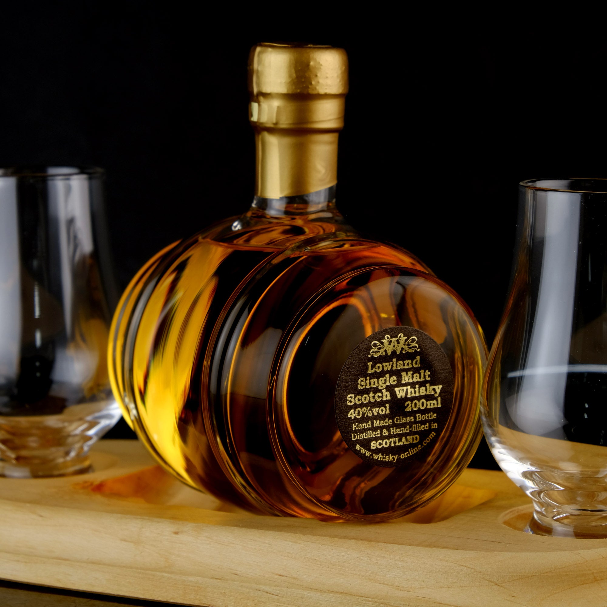 Whisky Barrel Decanter With Two Nosing Glasses