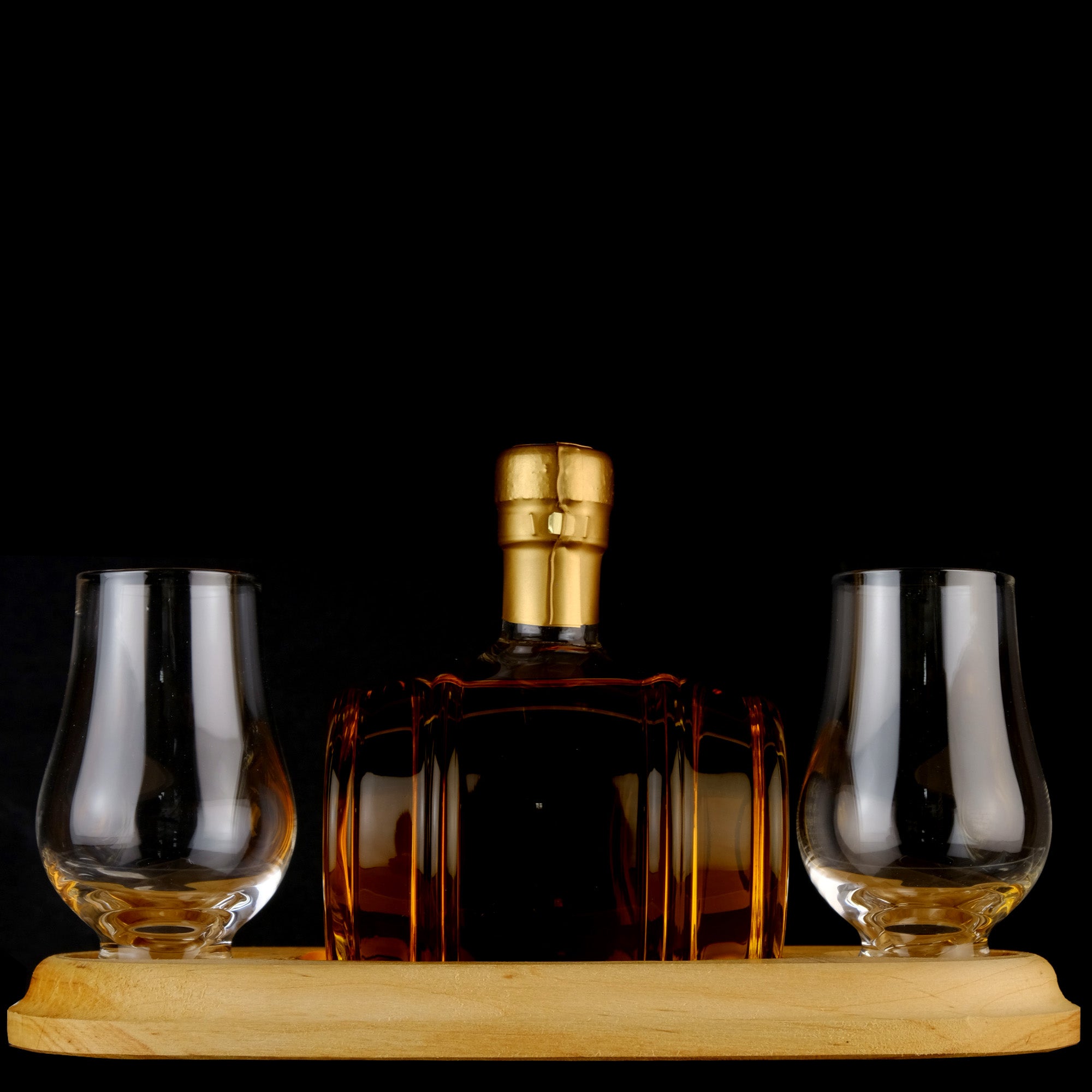 Whisky Barrel Decanter With Two Nosing Glasses